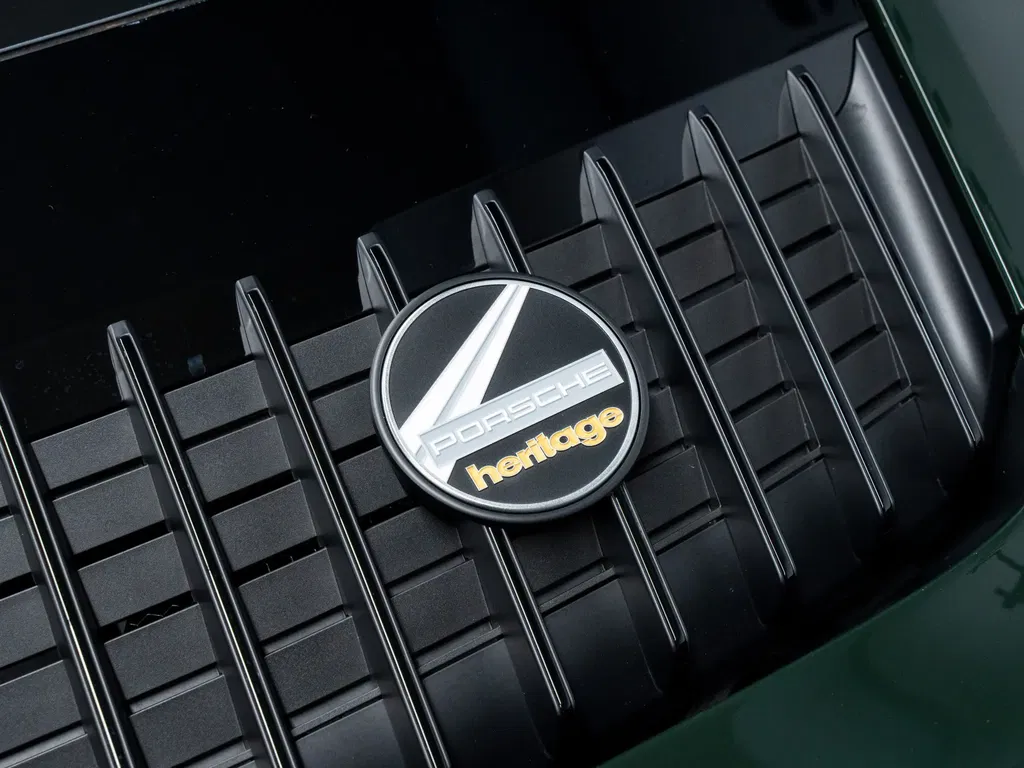 Porsche 992 Sport Classic