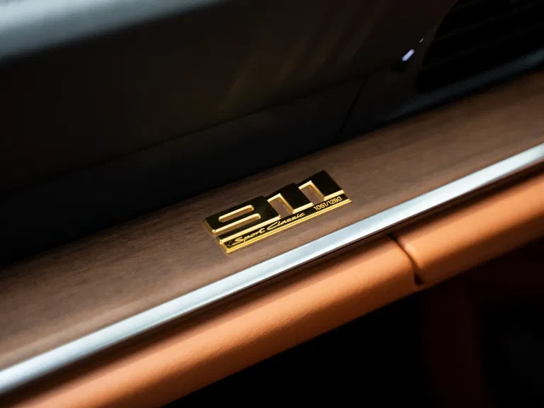 Porsche 992 Sport Classic