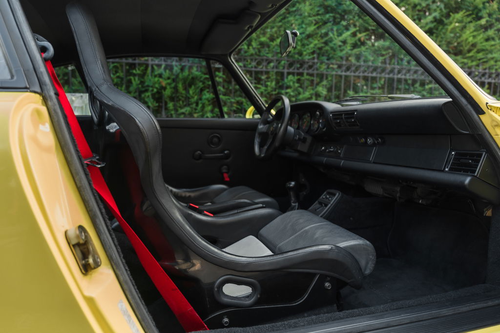 Porsche 964 Carrera RS