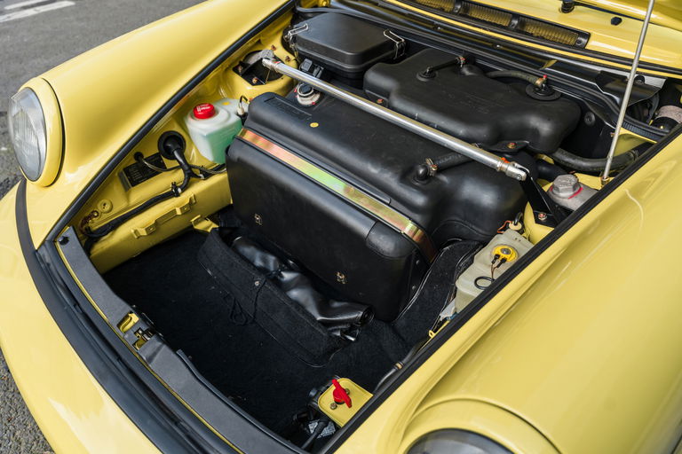 Porsche 964 Carrera RS