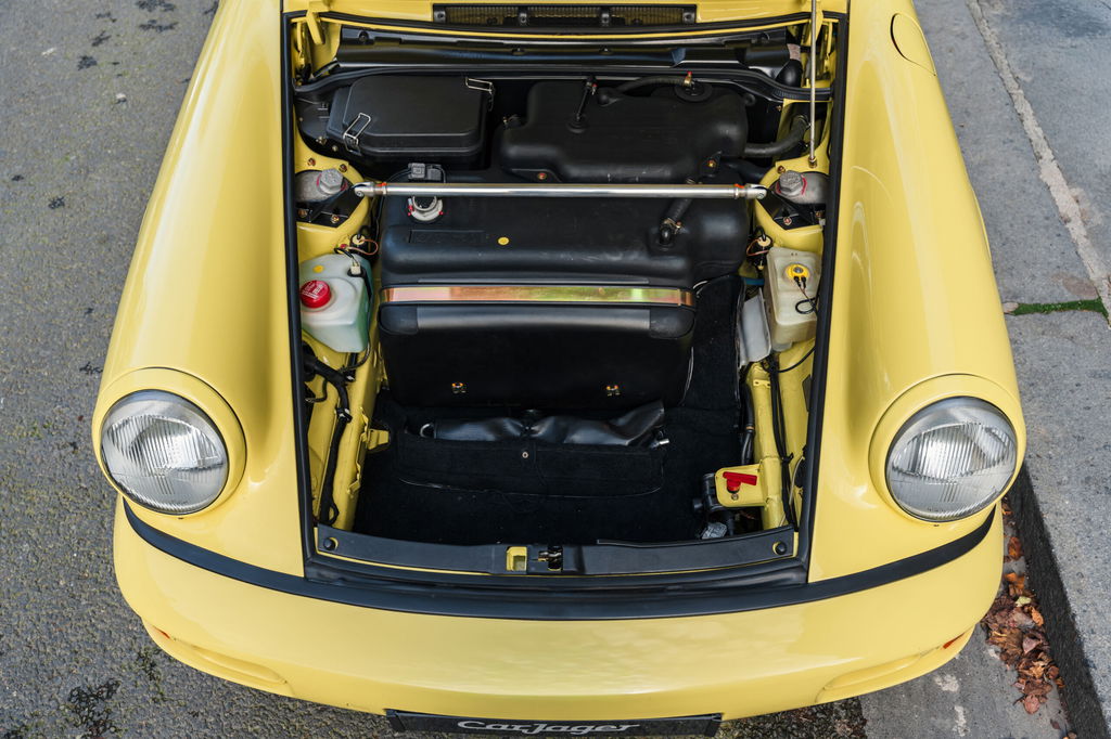 Porsche 964 Carrera RS