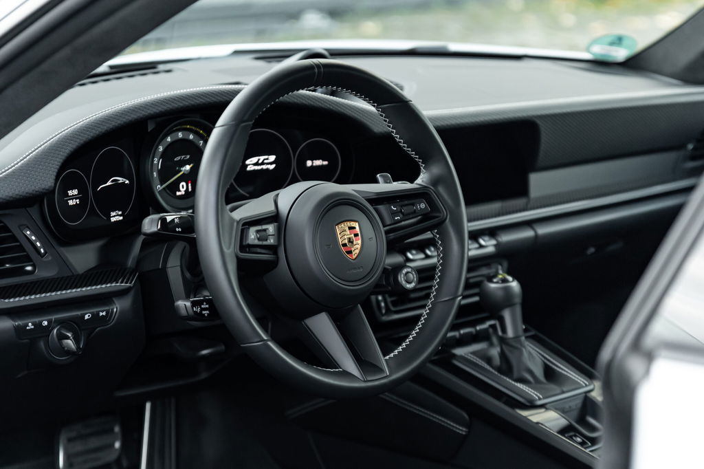 Porsche 992 GT3 Touring