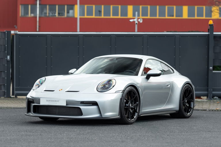 Porsche 992 GT3 Touring