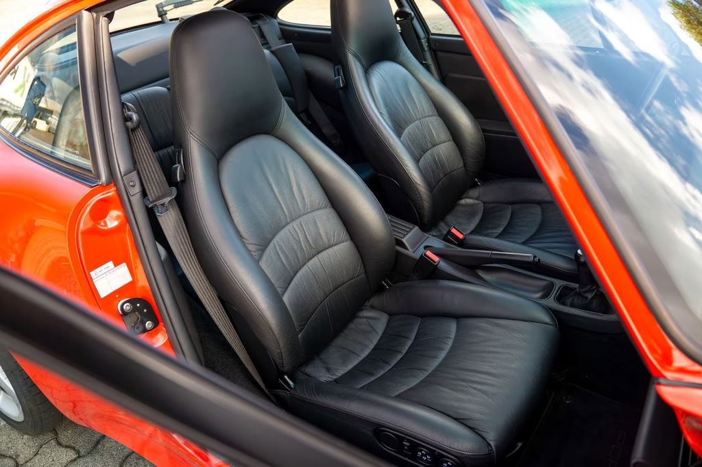 Porsche 993 Carrera 4S