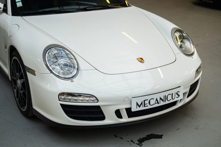 Porsche 997.2 Carrera GTS