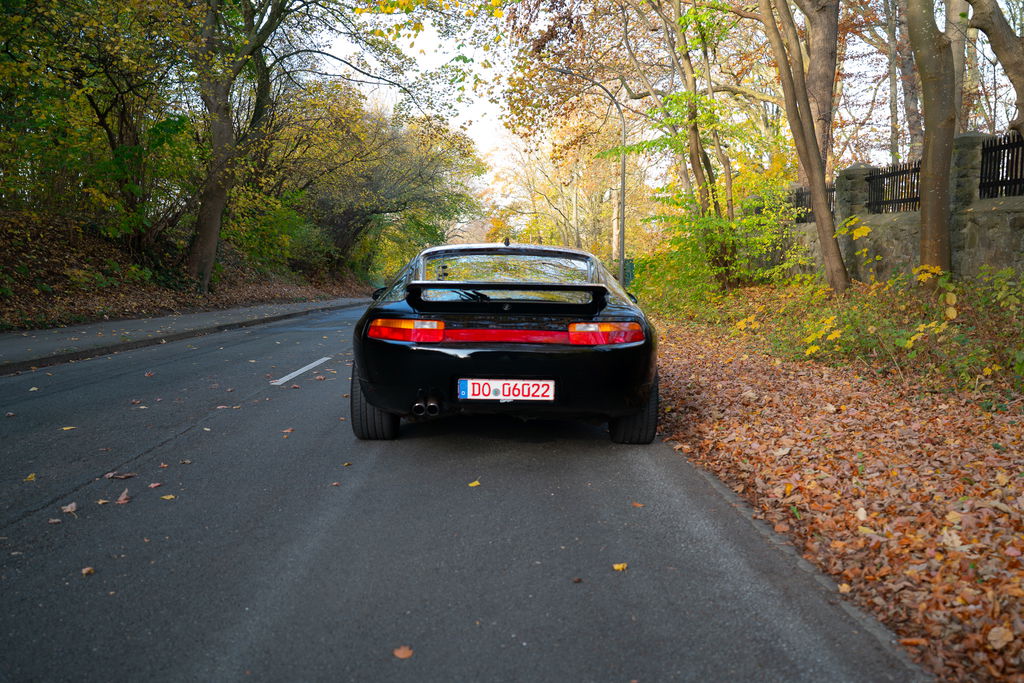 Porsche 928 GTS