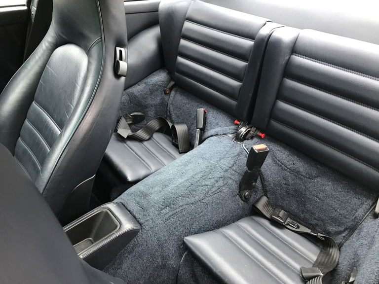 Porsche 964 Carrera 4