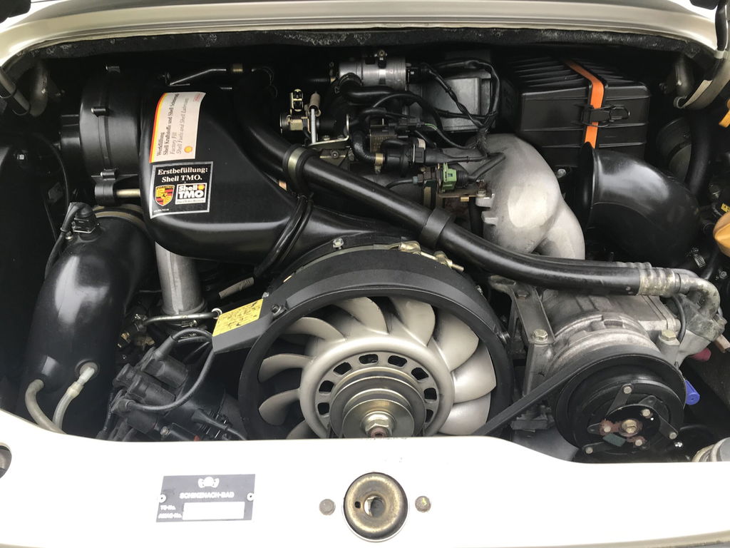 Porsche 964 Carrera 4