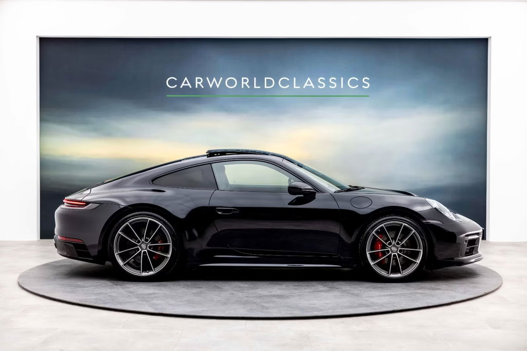 Porsche 992 Carrera 4S