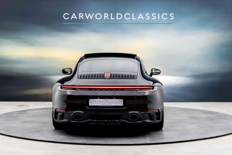 Porsche 992 Carrera 4S
