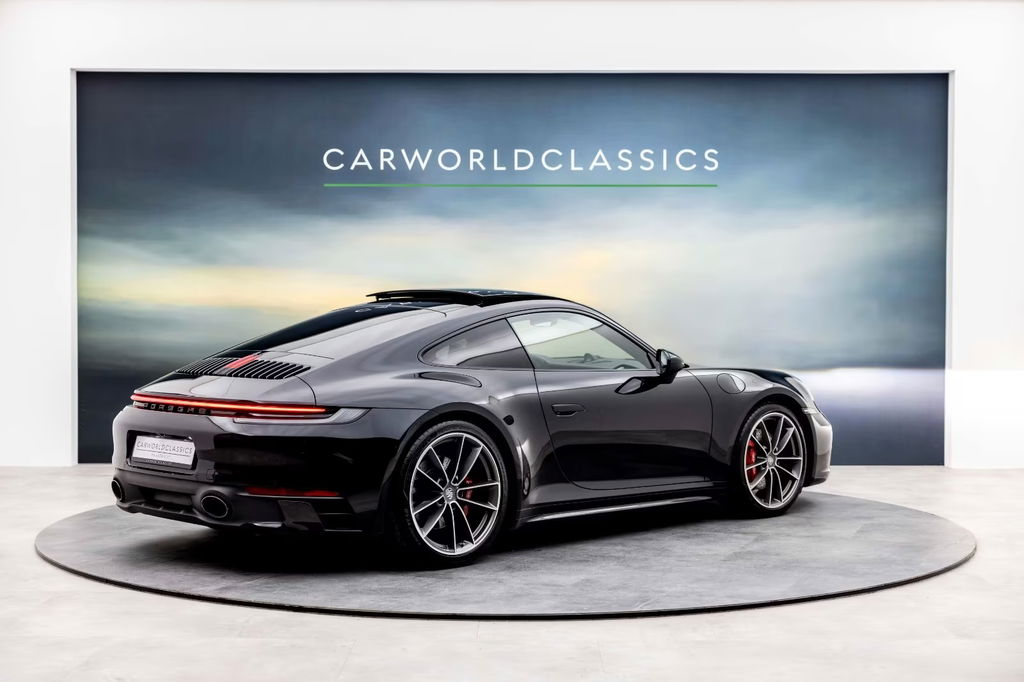 Porsche 992 Carrera 4S