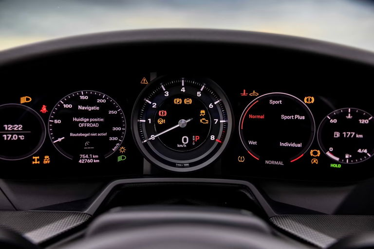 Porsche 992 Carrera 4S