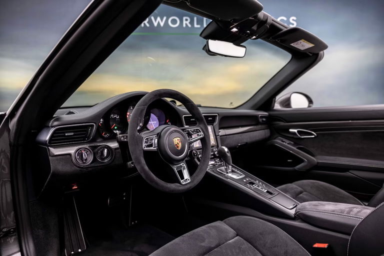 Porsche 991.2 Carrera 4 GTS