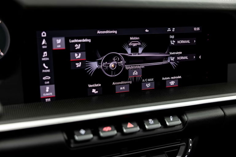 Porsche 992 Carrera 4S