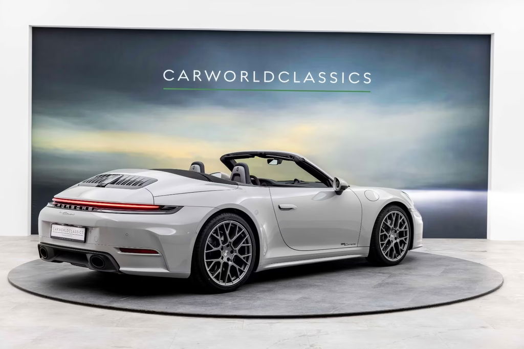 Porsche 992.2 Carrera