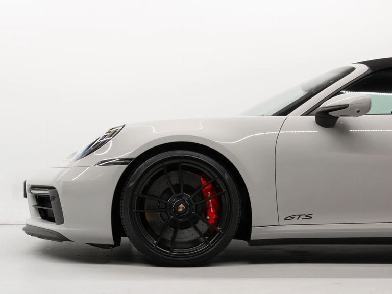 Porsche 992 Carrera GTS