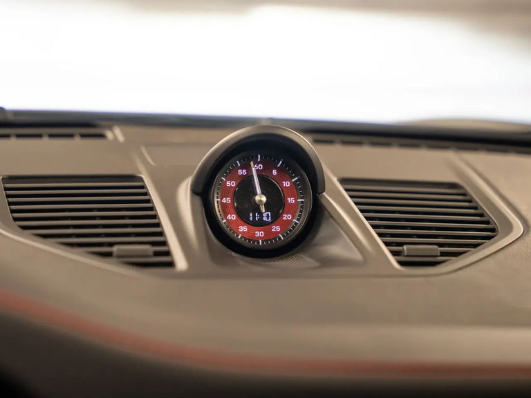 Porsche 992 Carrera GTS