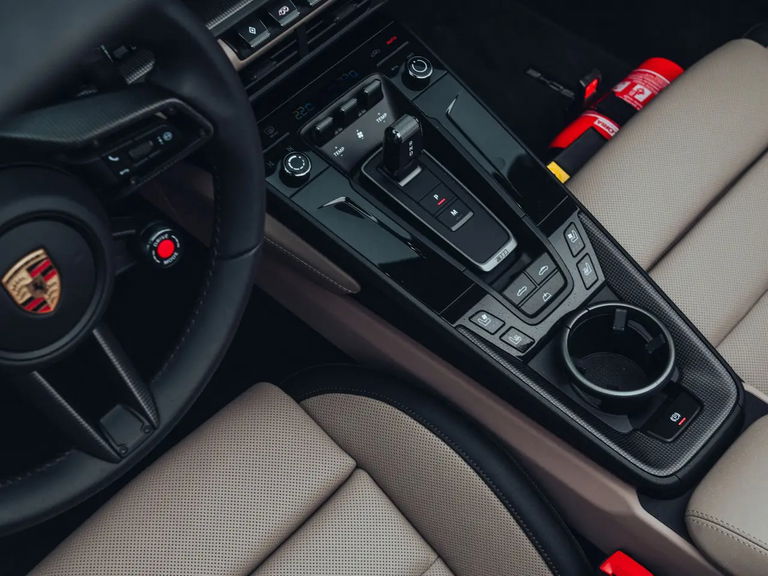 Porsche 992.2 Carrera GTS