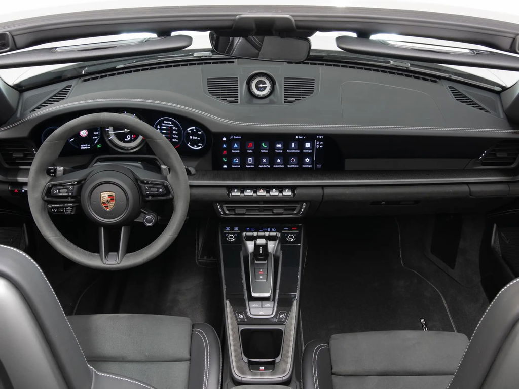 Porsche 992 Carrera GTS