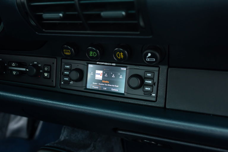 Porsche 964 Carrera 4