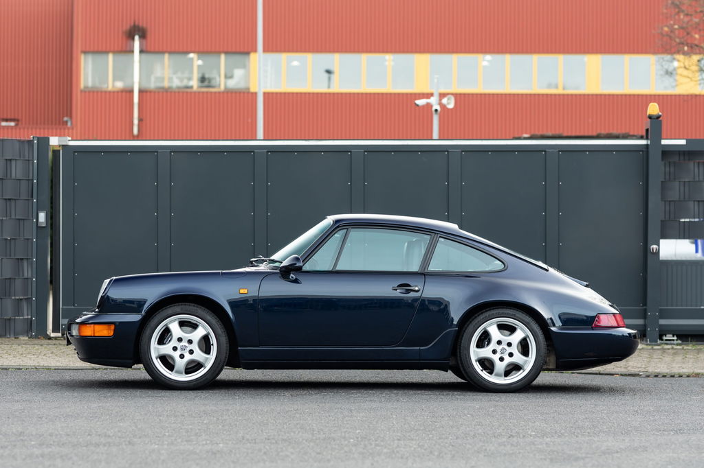 Porsche 964 Carrera 4