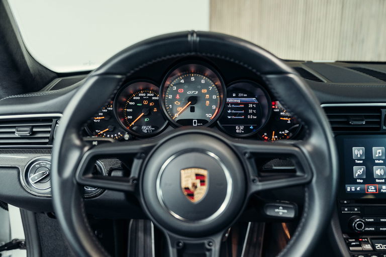 Porsche 991 GT3 Touring