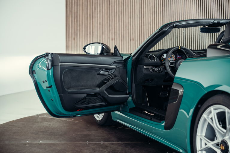 Porsche 718 Spyder RS