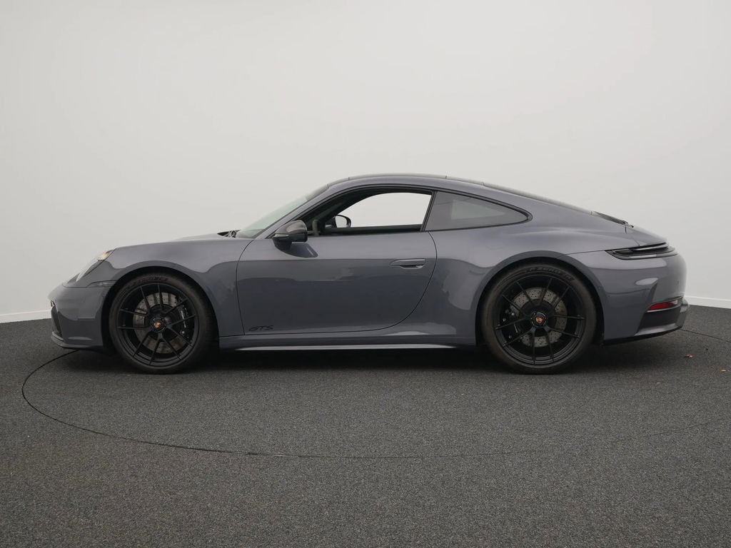 Porsche 992.2 Carrera GTS