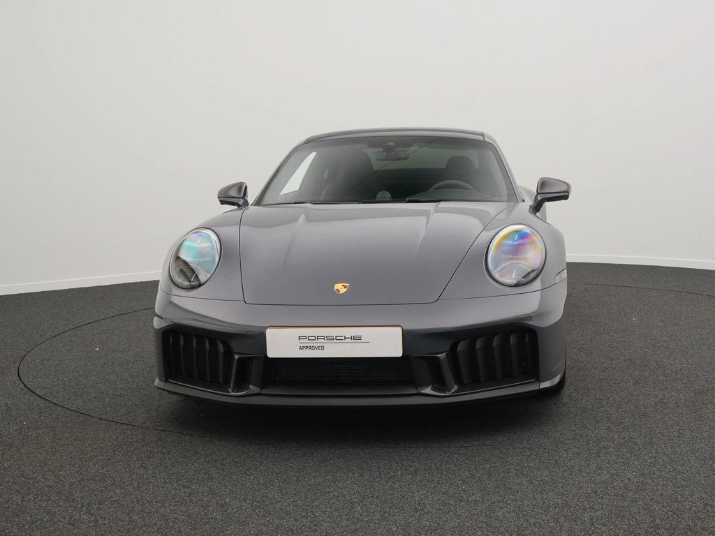 Porsche 992.2 Carrera GTS