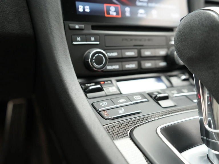 Porsche 991.2 Carrera GTS