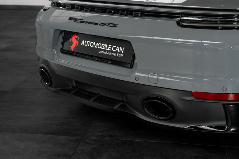 Porsche 992 Carrera GTS