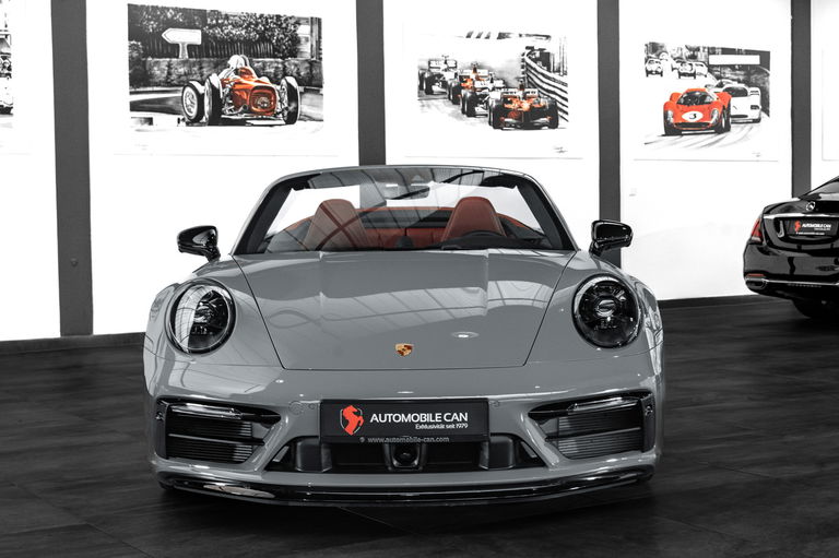 Porsche 992 Carrera GTS