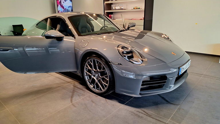 Porsche 992.2 Carrera