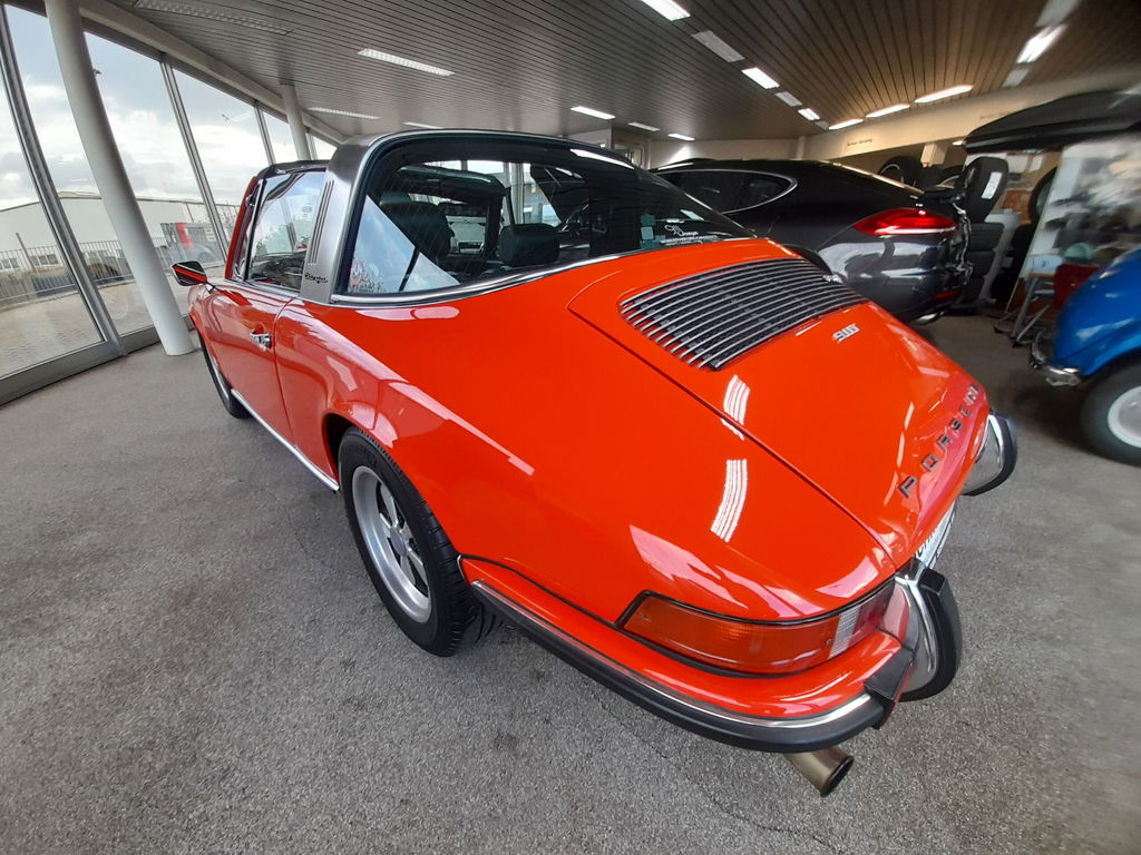 Porsche 911 T