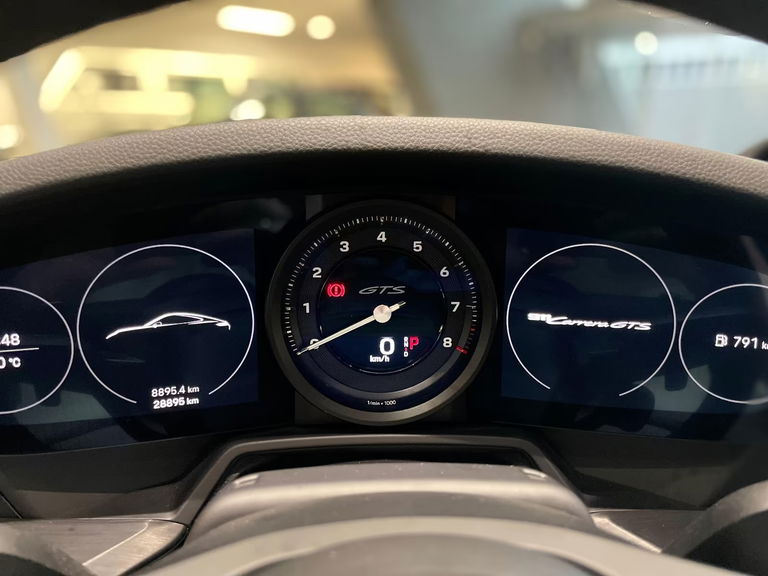 Porsche 992 Carrera GTS