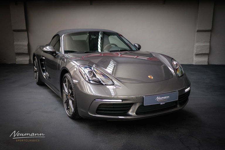 Porsche 718 Boxster