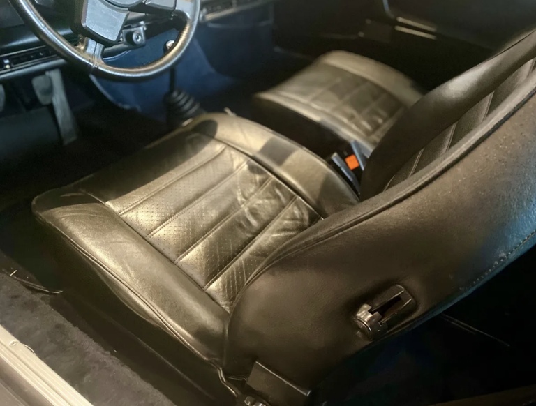 Porsche 911 Carrera (US)