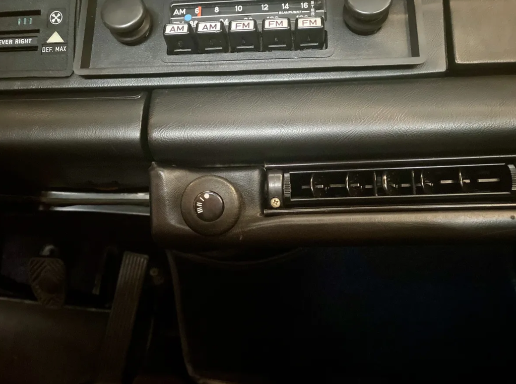 Porsche 911 Carrera (US)