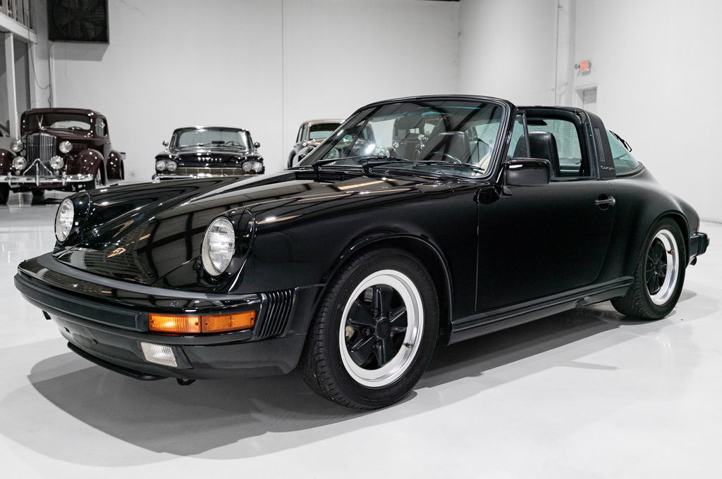 Porsche 911 Carrera 3.2 (US)