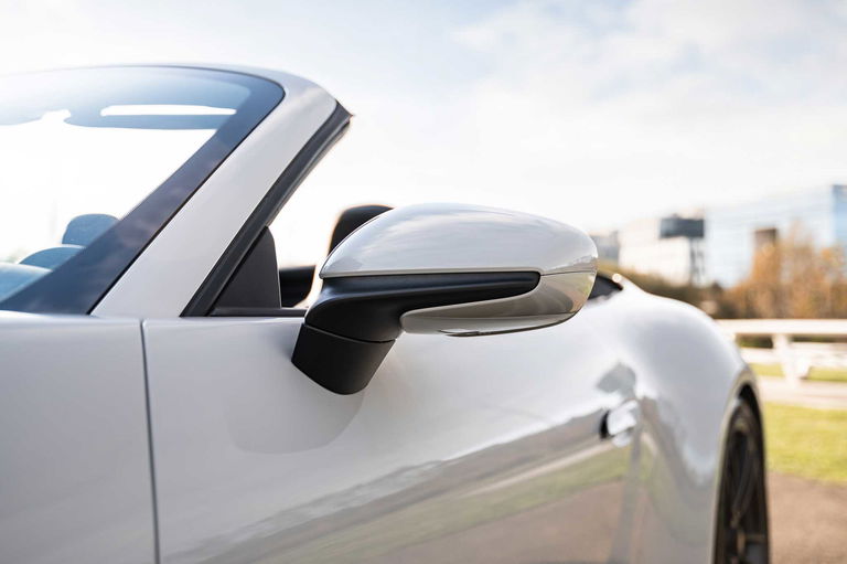 Porsche 992 Carrera GTS