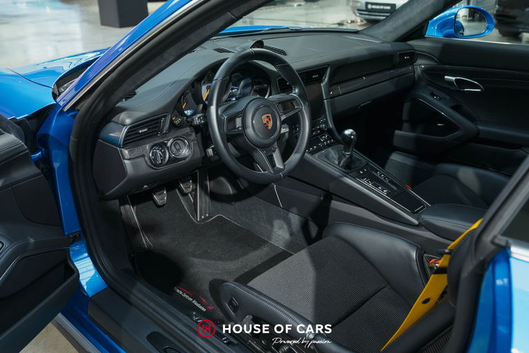 Porsche 991 GT3 Touring