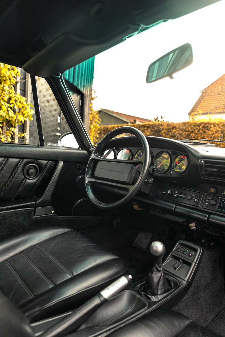 Porsche 964 Carrera 2