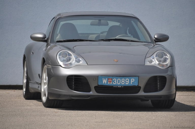 Porsche 996 Carrera 4S