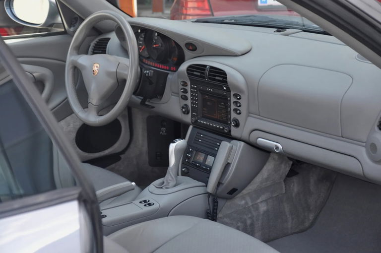 Porsche 996 Carrera 4S
