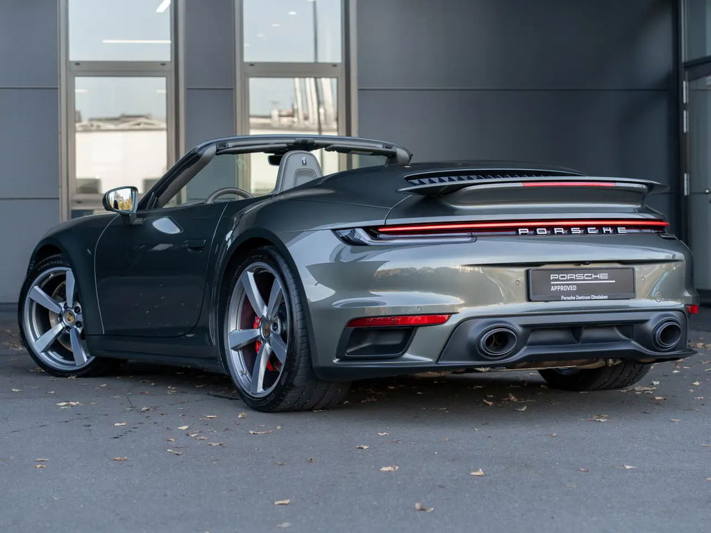 Porsche 992 Turbo