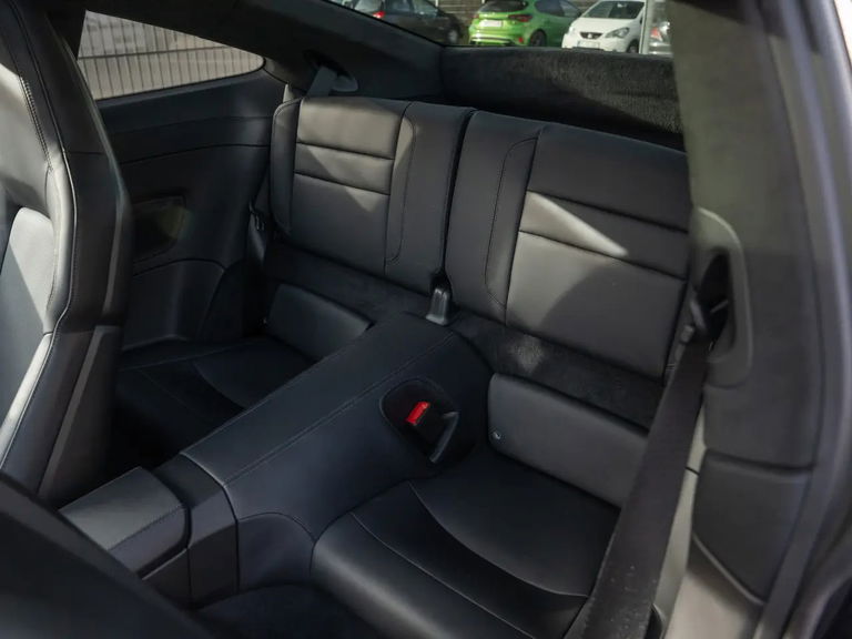 Porsche 992.2 Carrera GTS