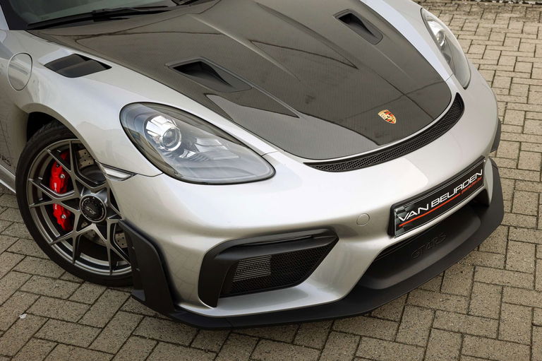 Porsche 718 Cayman GT4 RS