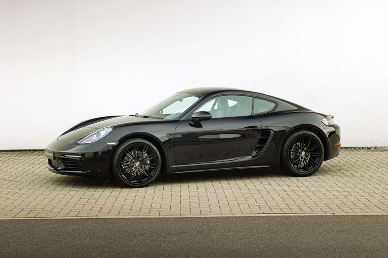 Porsche 718 Cayman