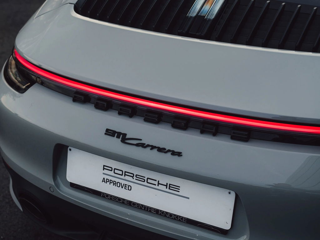 Porsche 992 Carrera