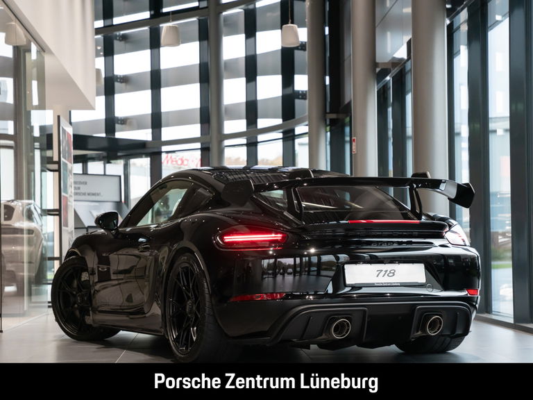 Porsche 718 Cayman GT4 RS